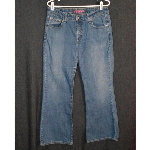Levi's 519 Low Flare Legs Women's 11S Distressed Denim Jeans Blue Y2K - Picture 1 of 9